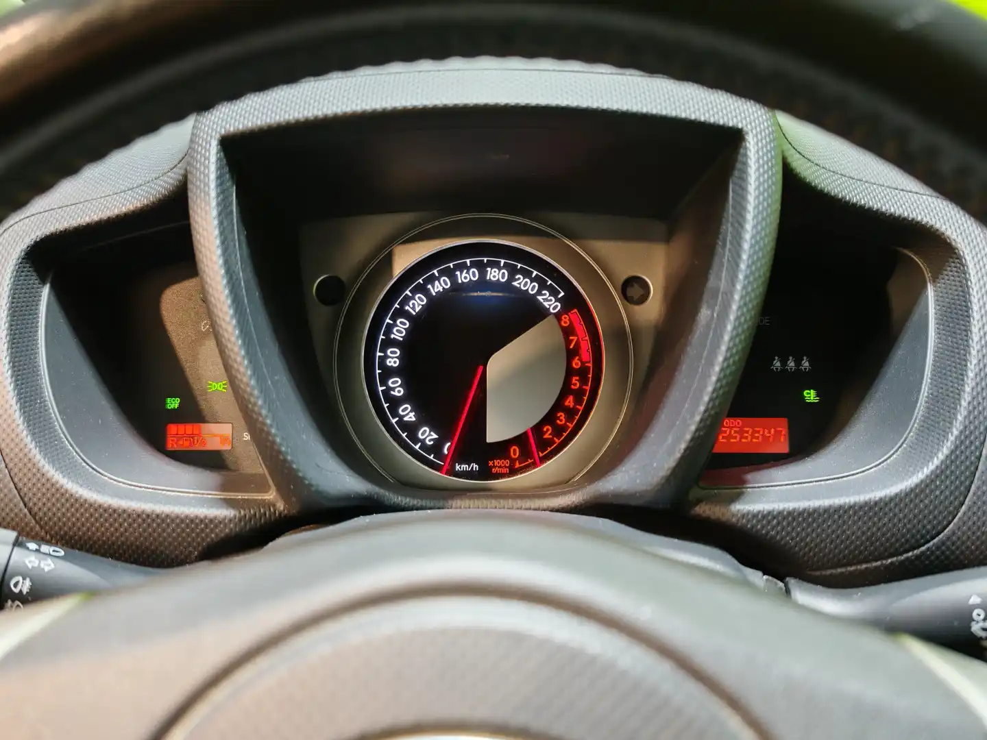 car-image