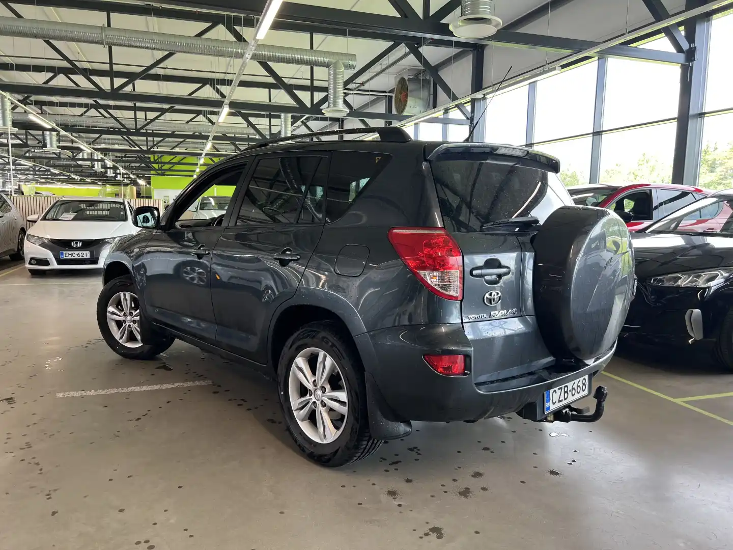 car-image