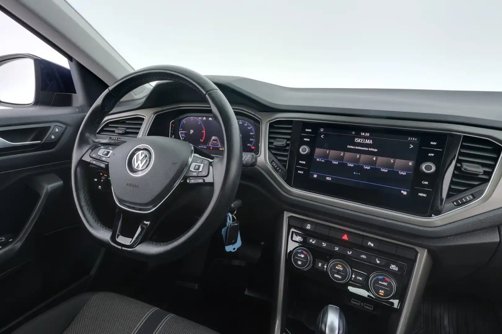 car-image