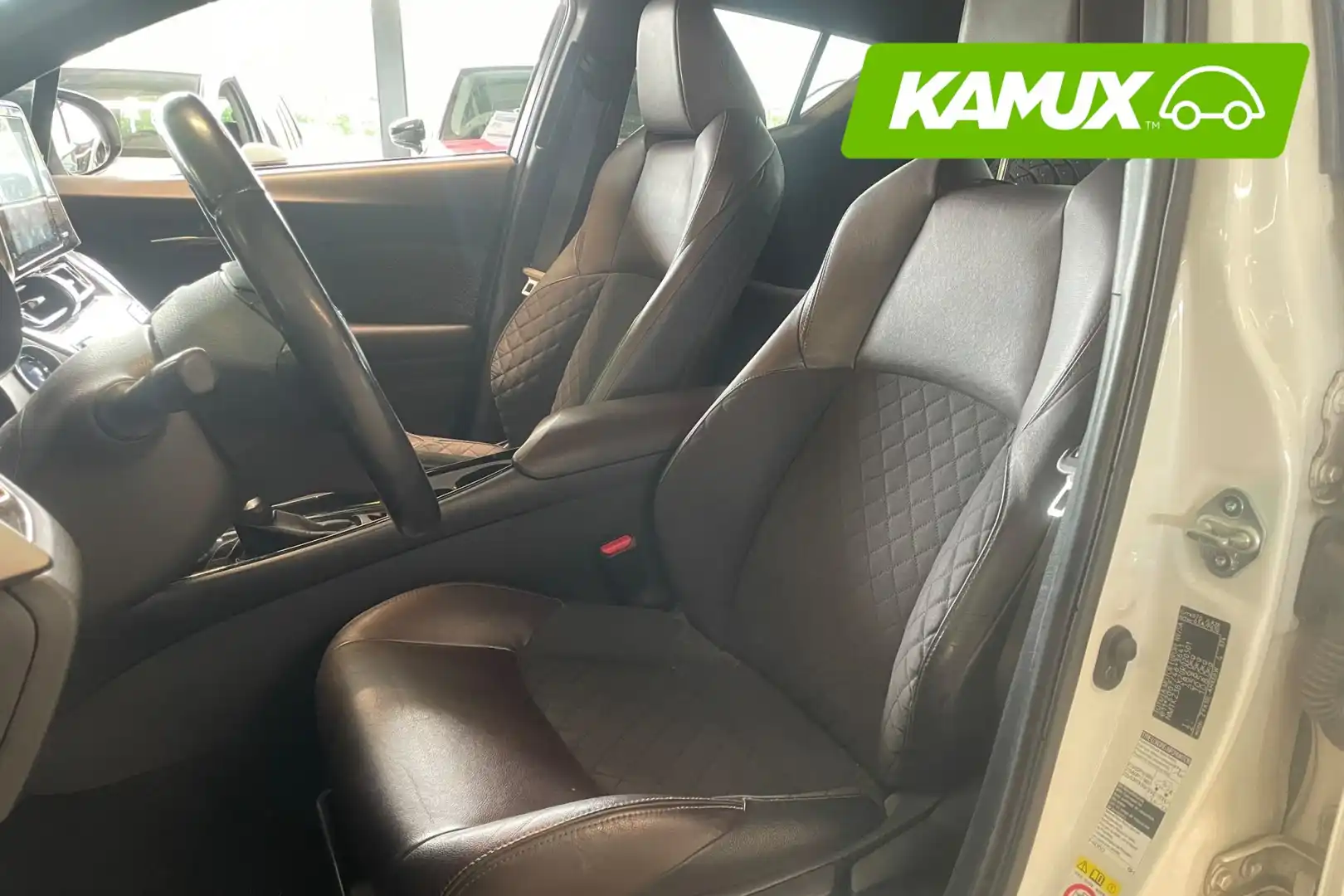 car-image