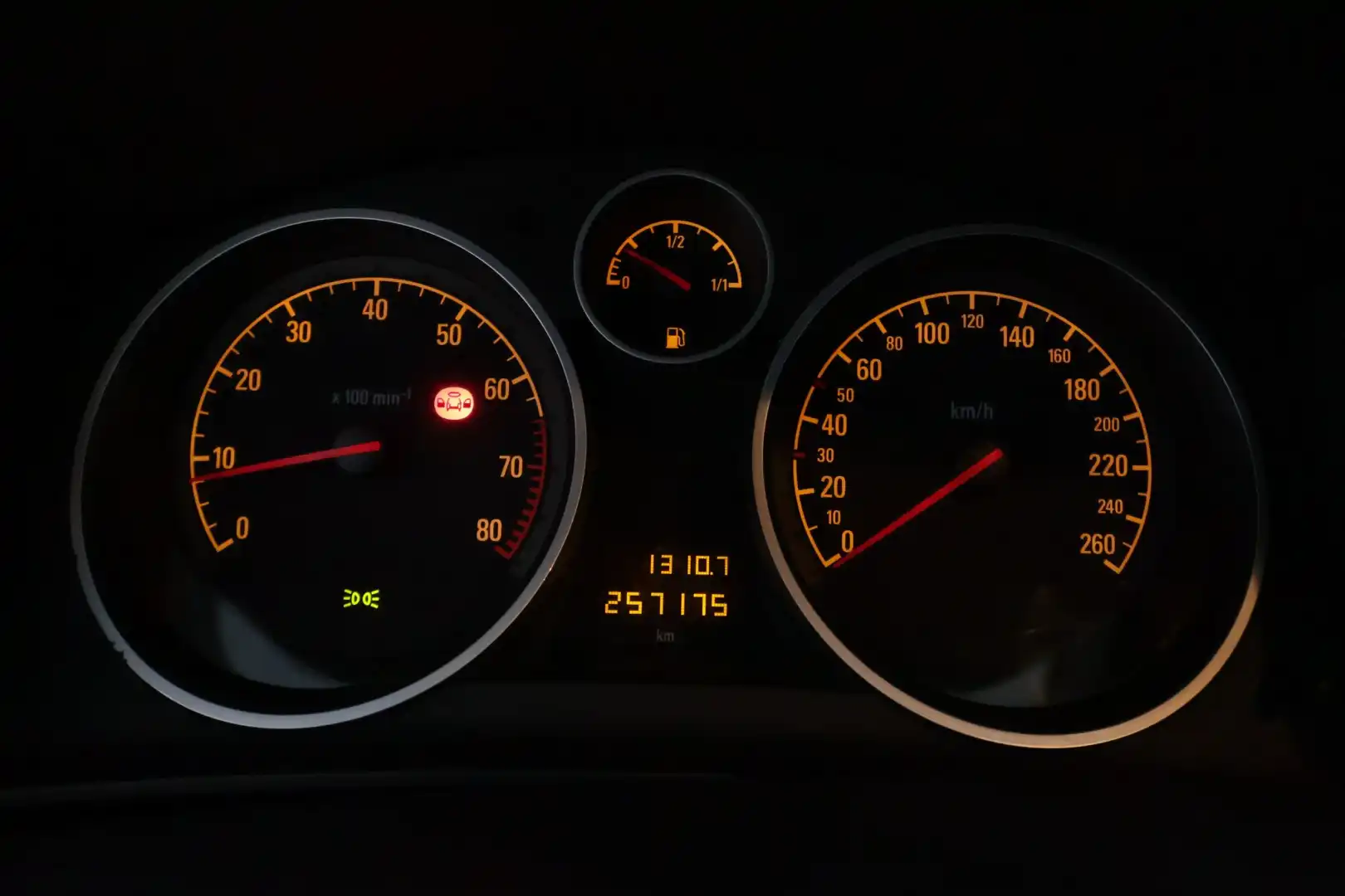 car-image