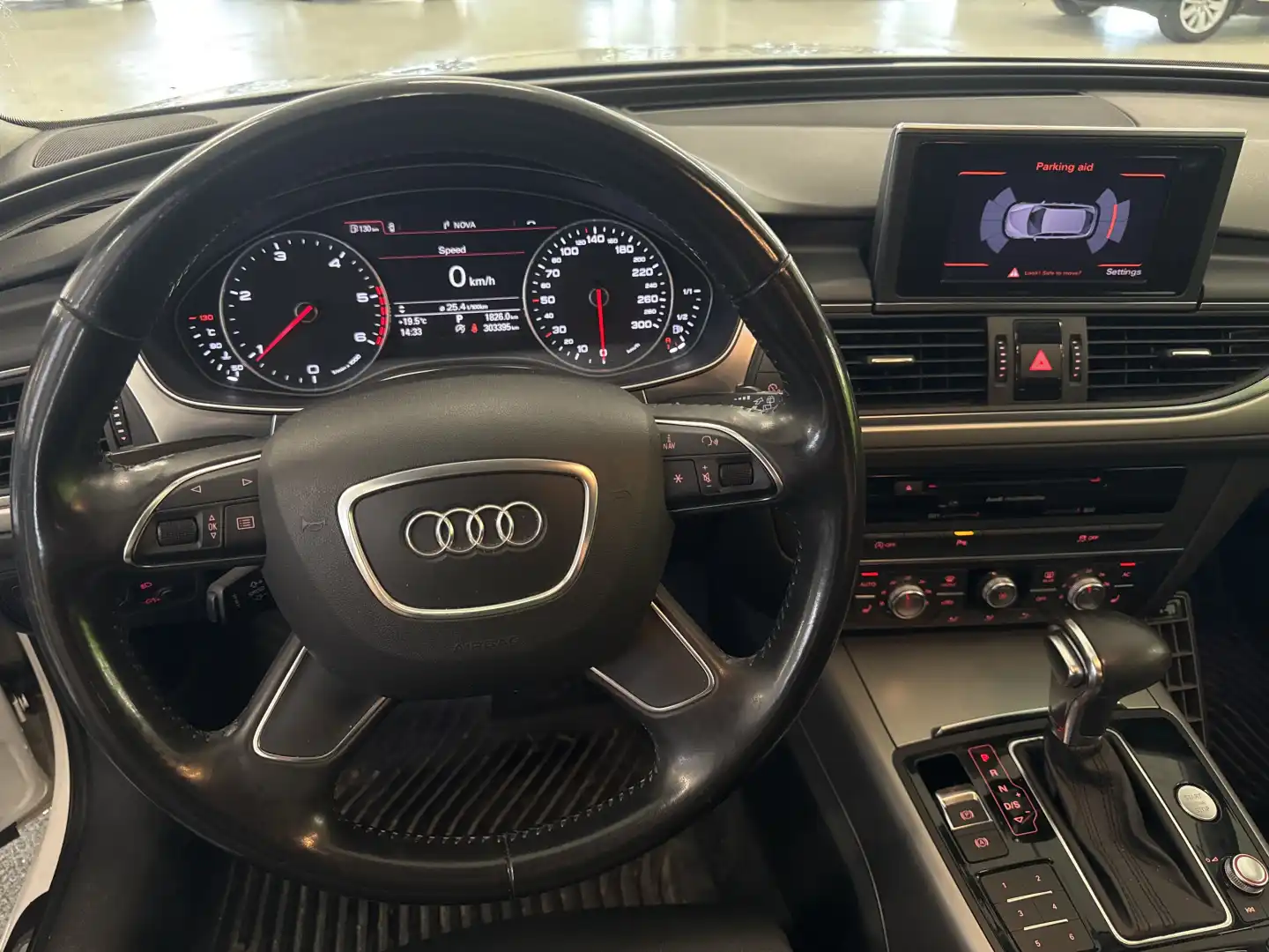 car-image