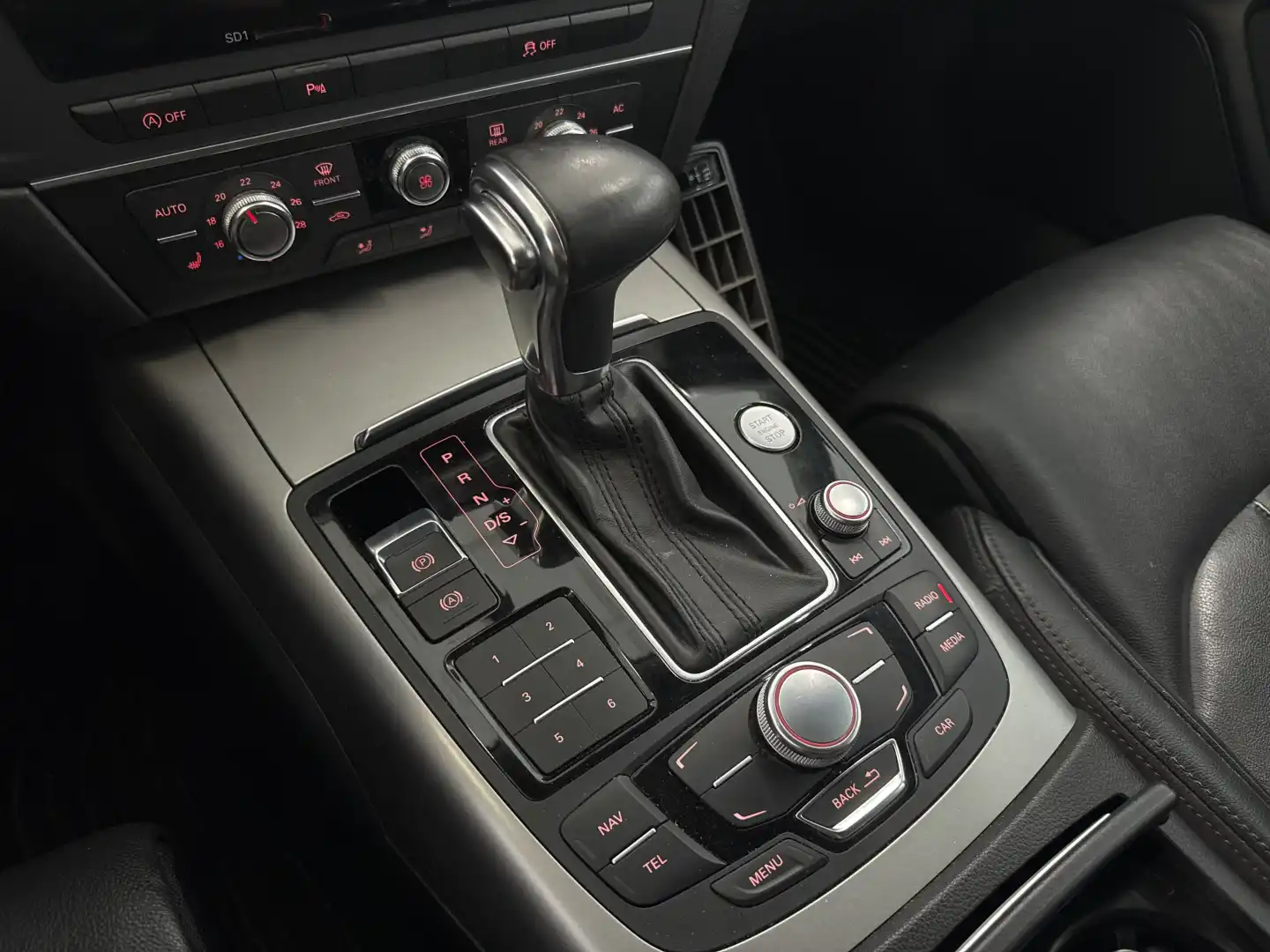 car-image