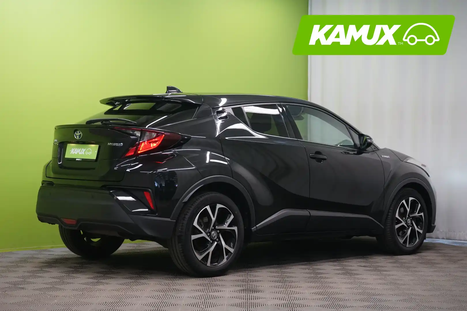 car-image