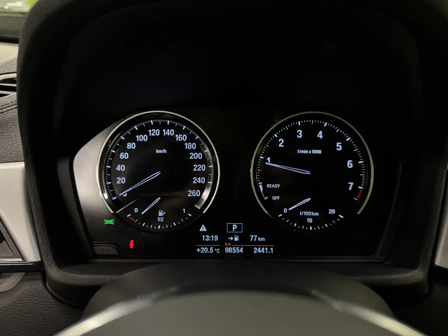 car-image