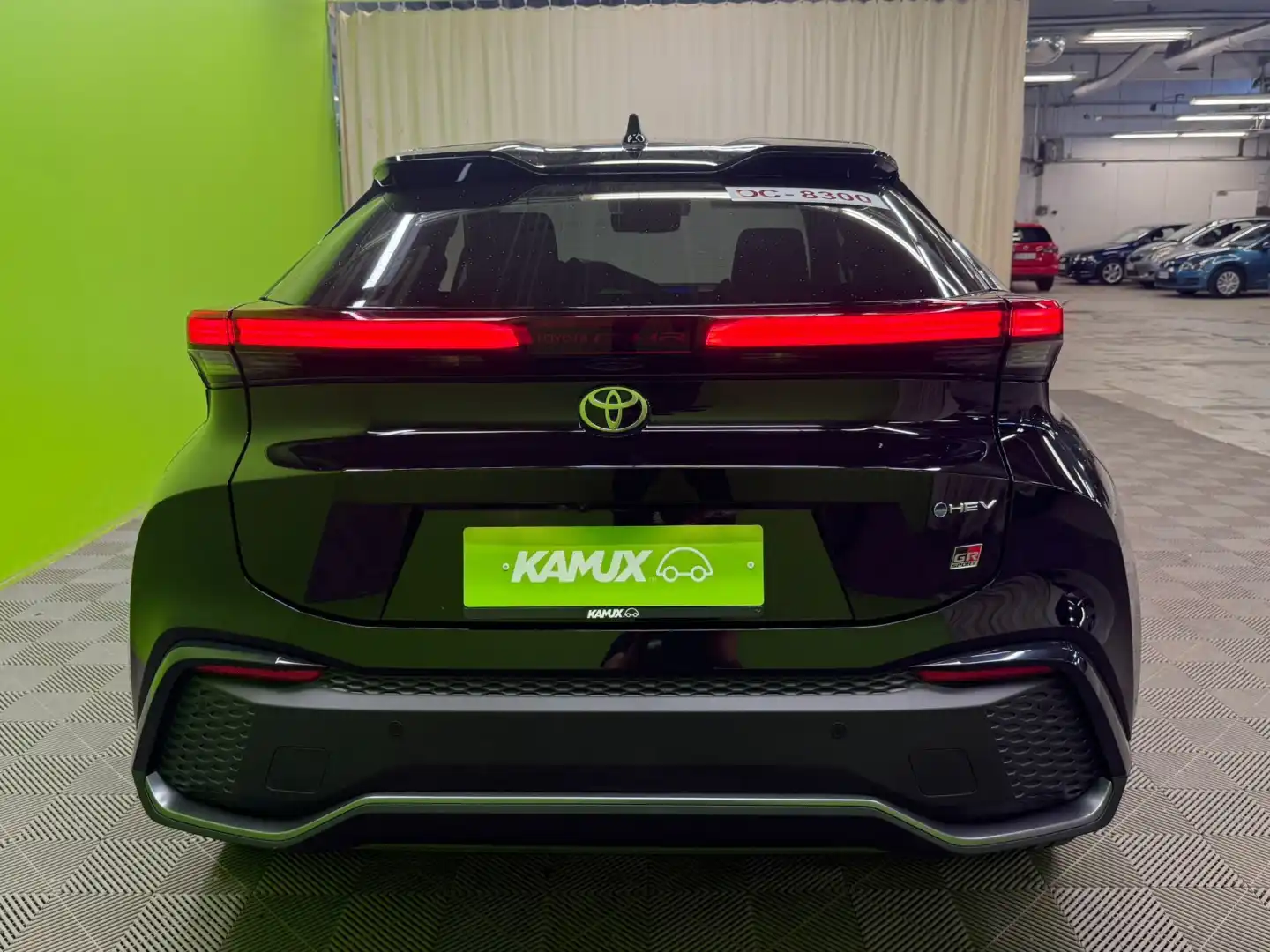 car-image