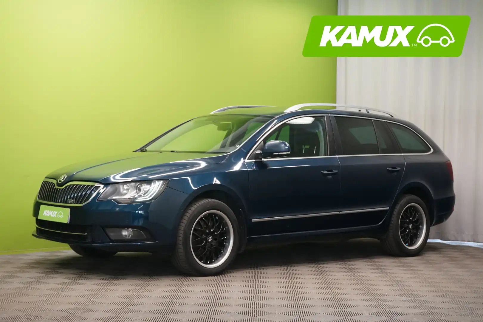 car-image