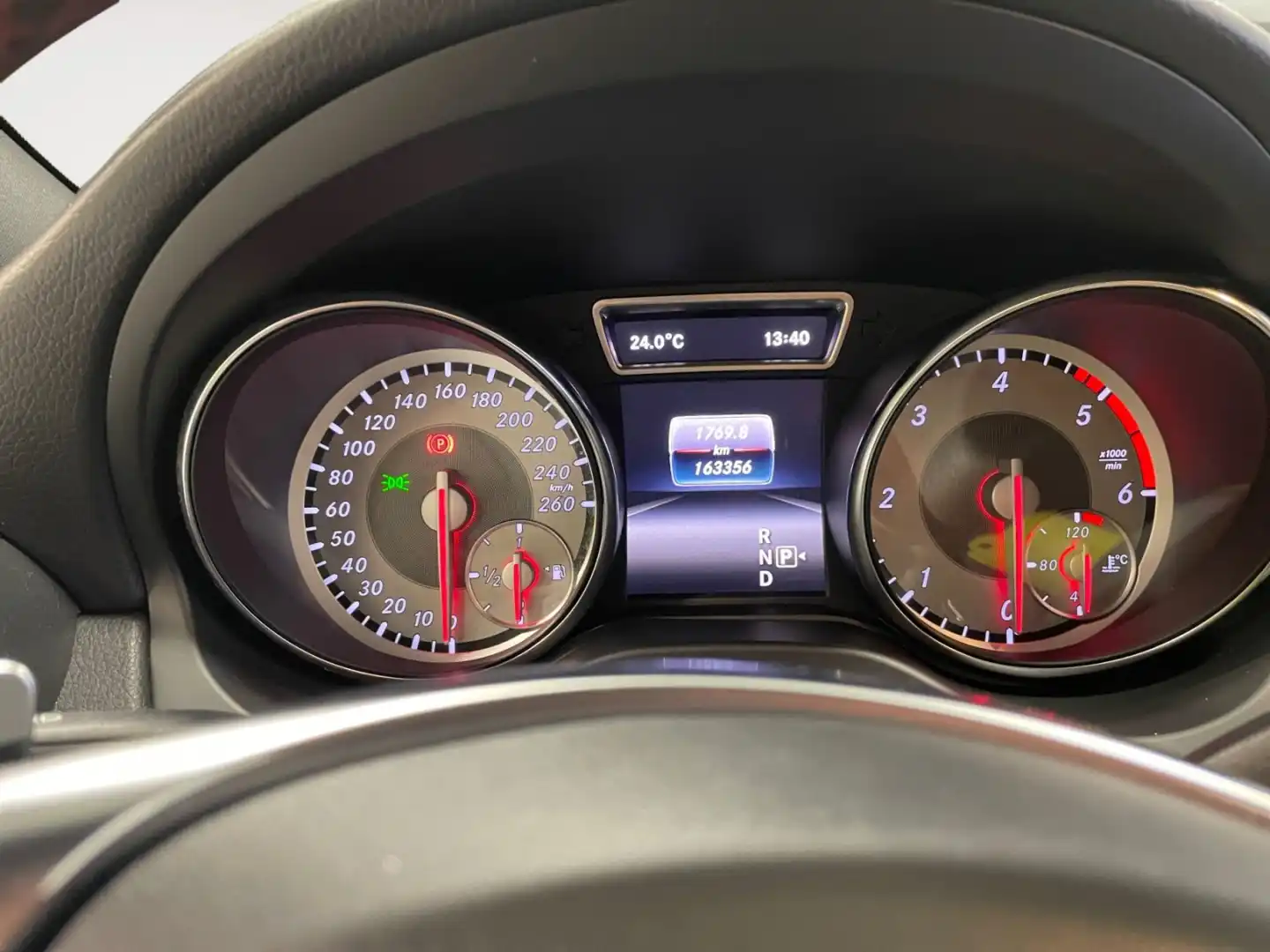 car-image