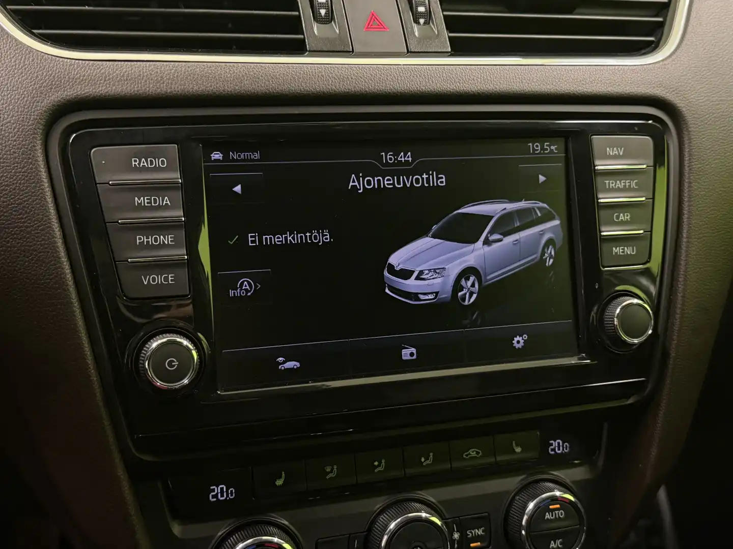 car-image