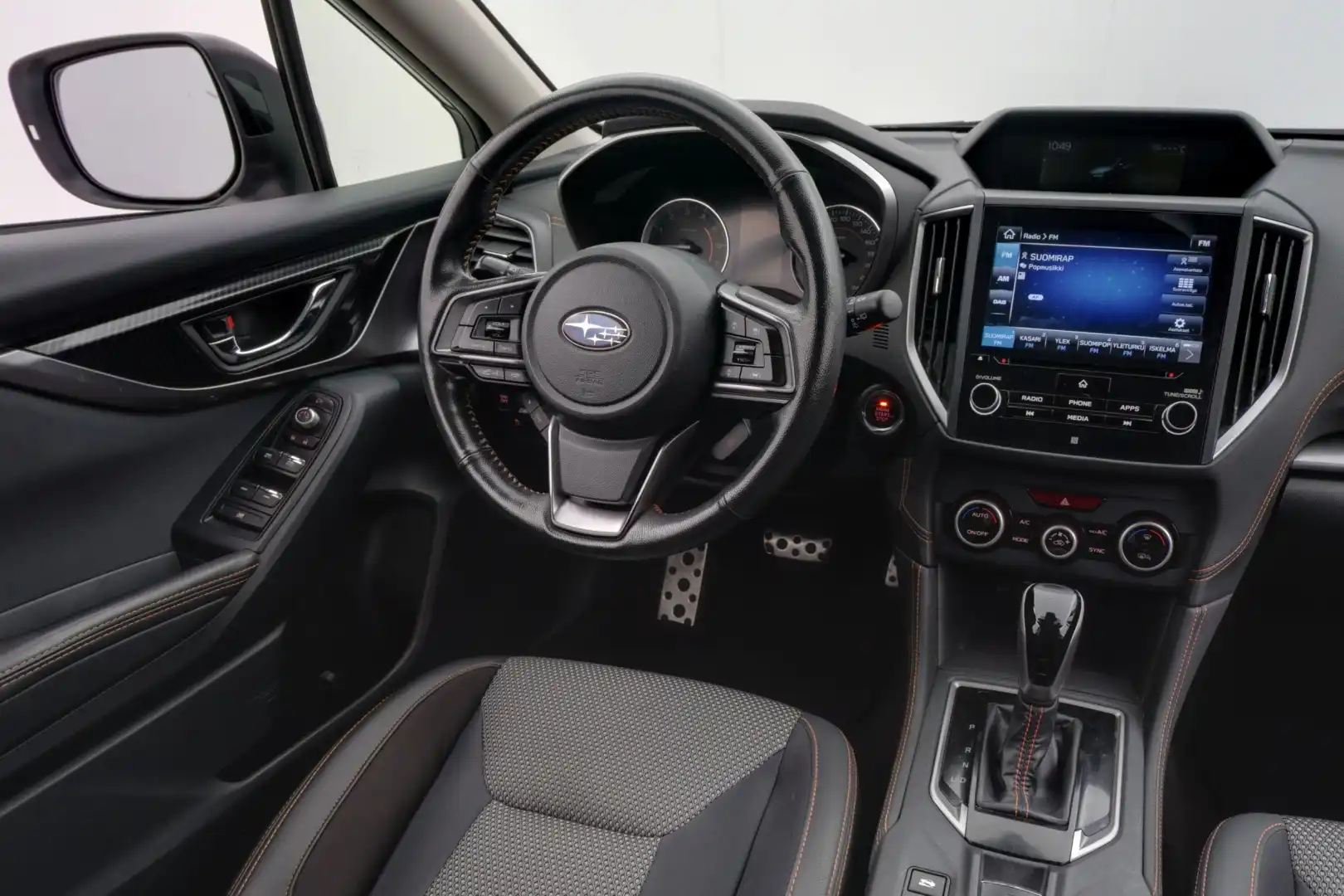 car-image