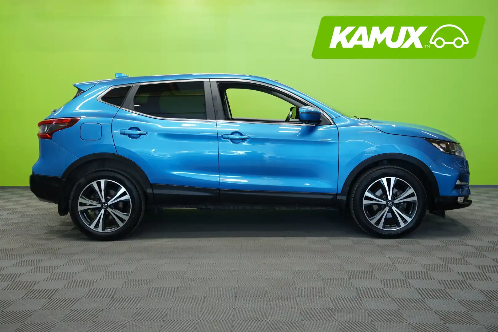 car-image