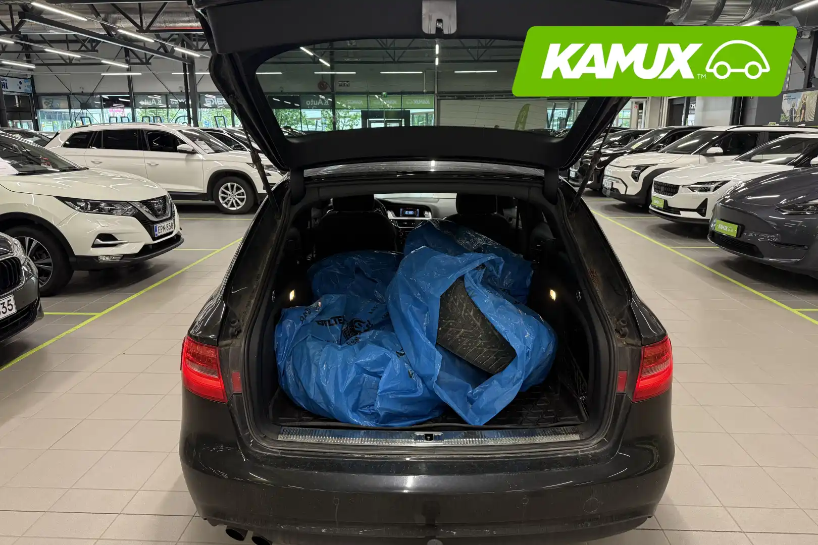 car-image