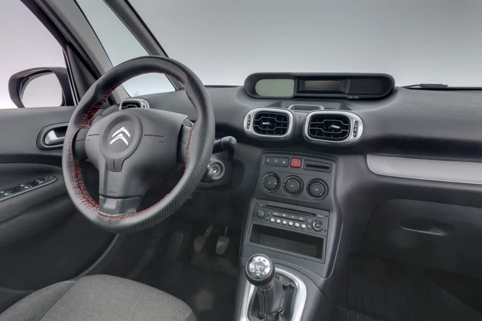 car-image