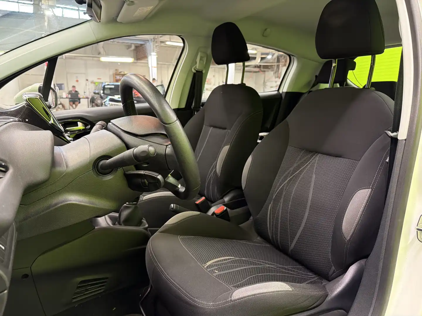car-image