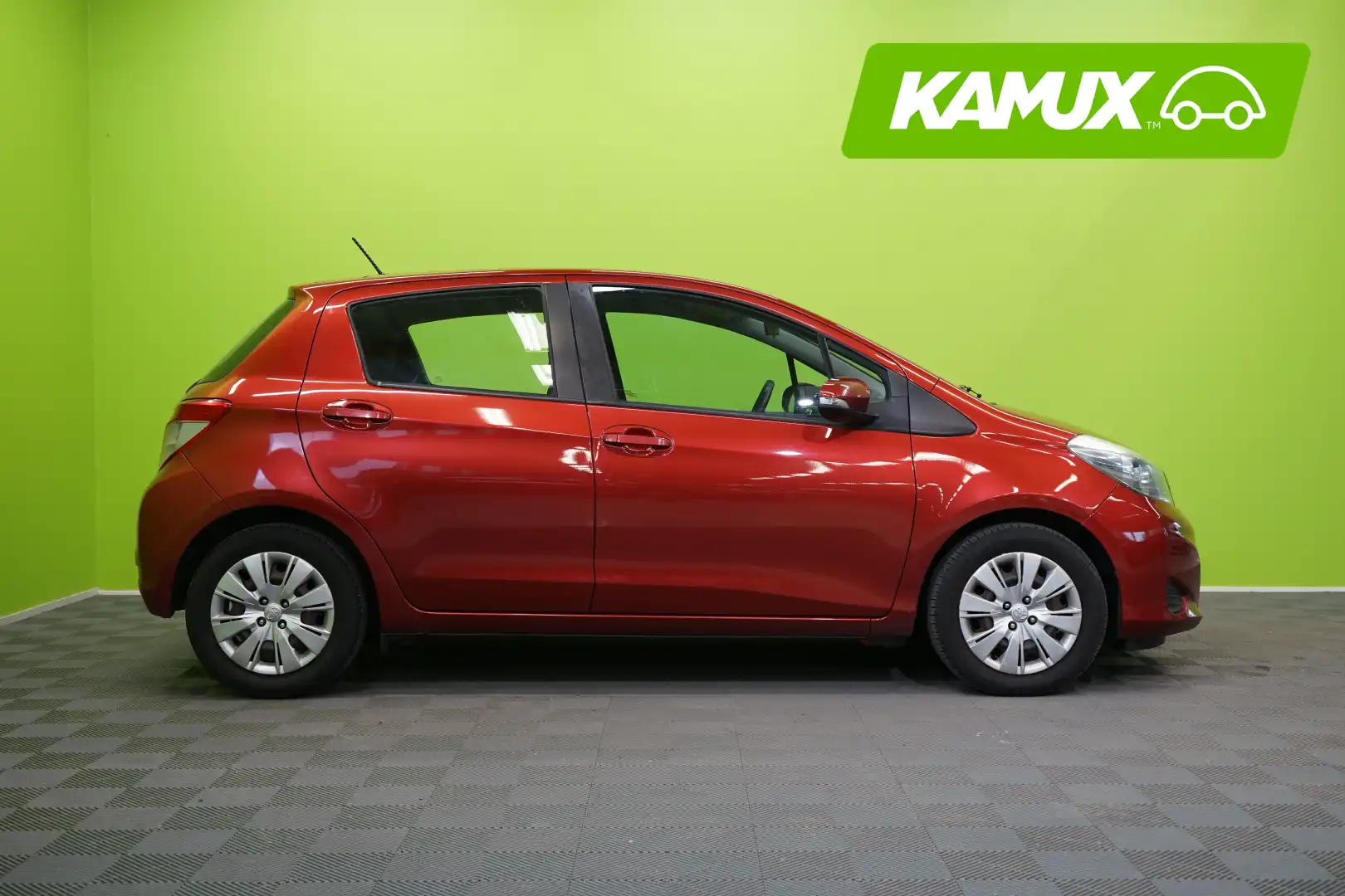 car-image