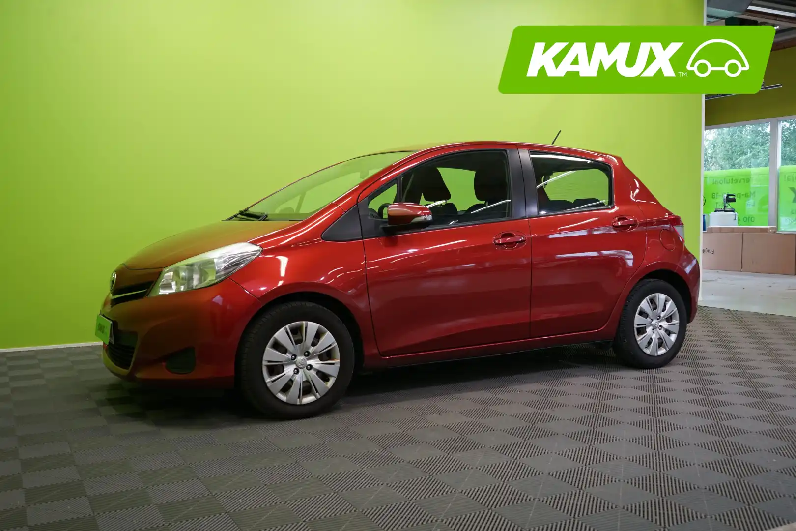 car-image