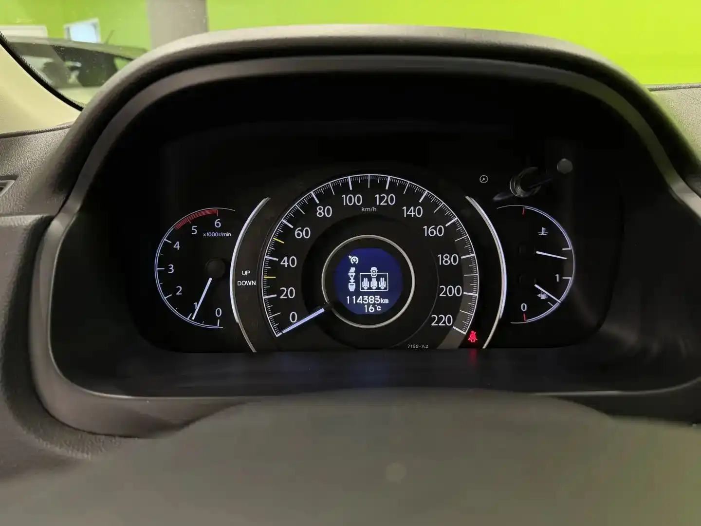 car-image