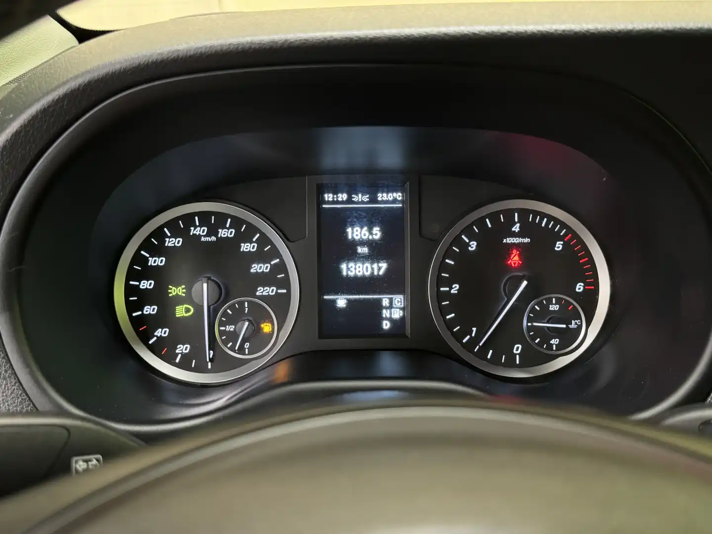 car-image