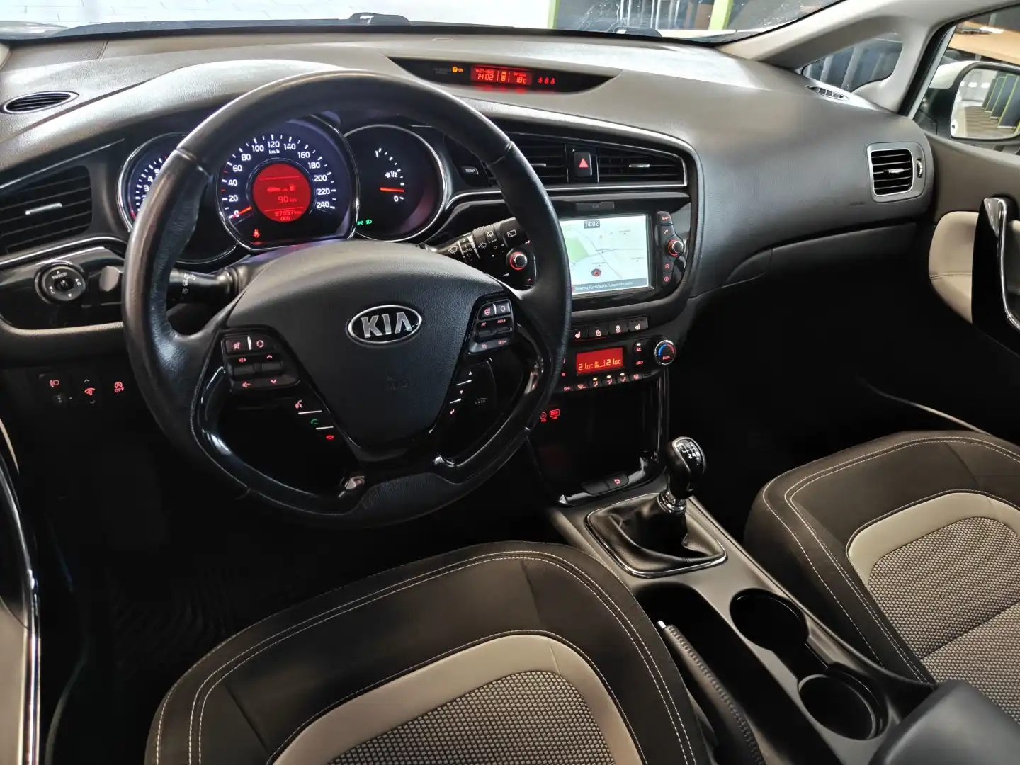 car-image