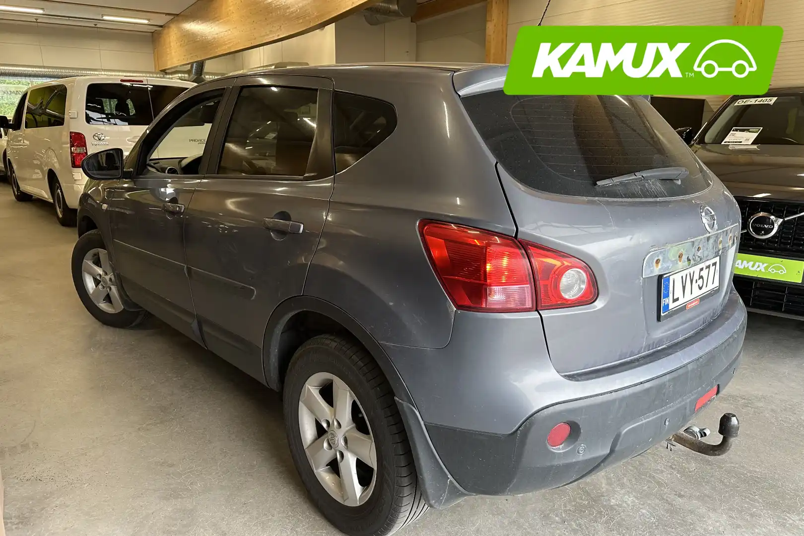 car-image