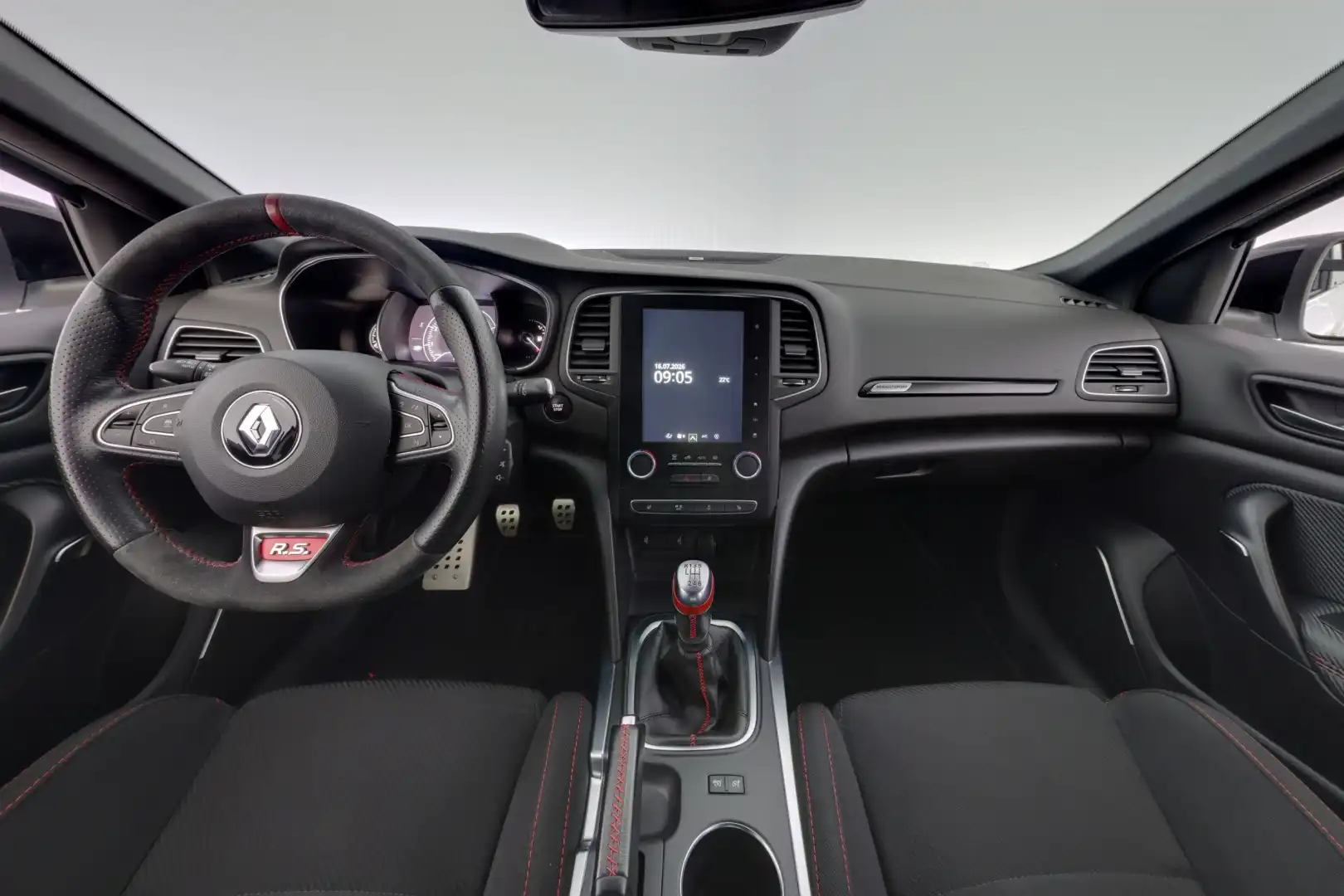 car-image