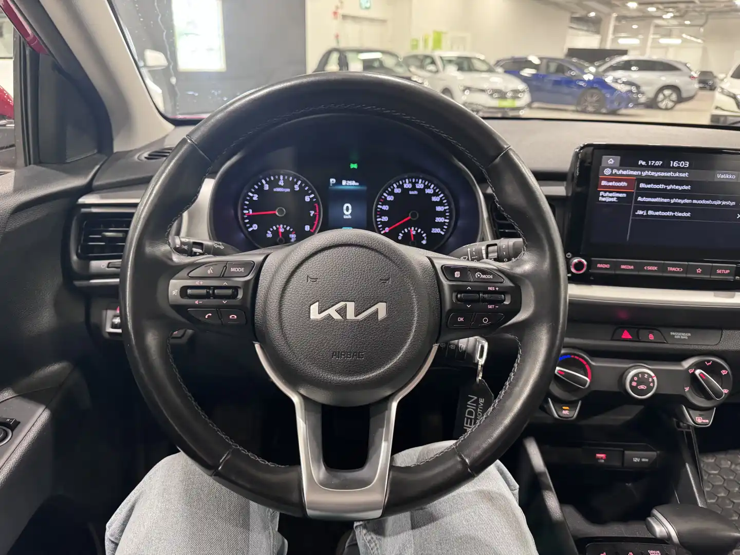 car-image