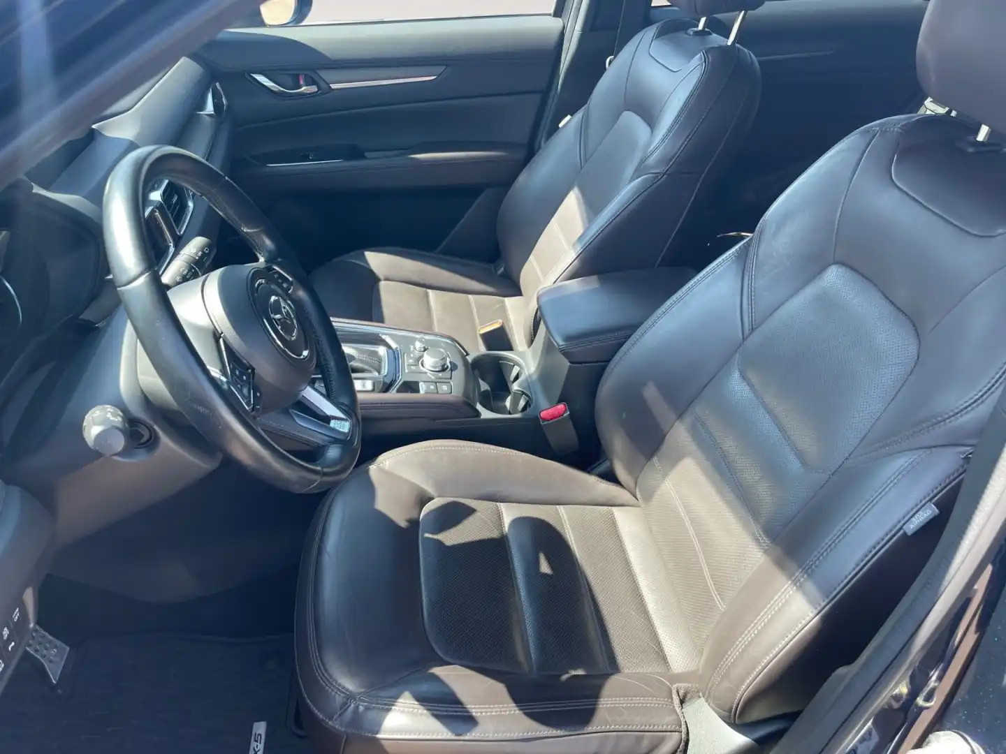car-image