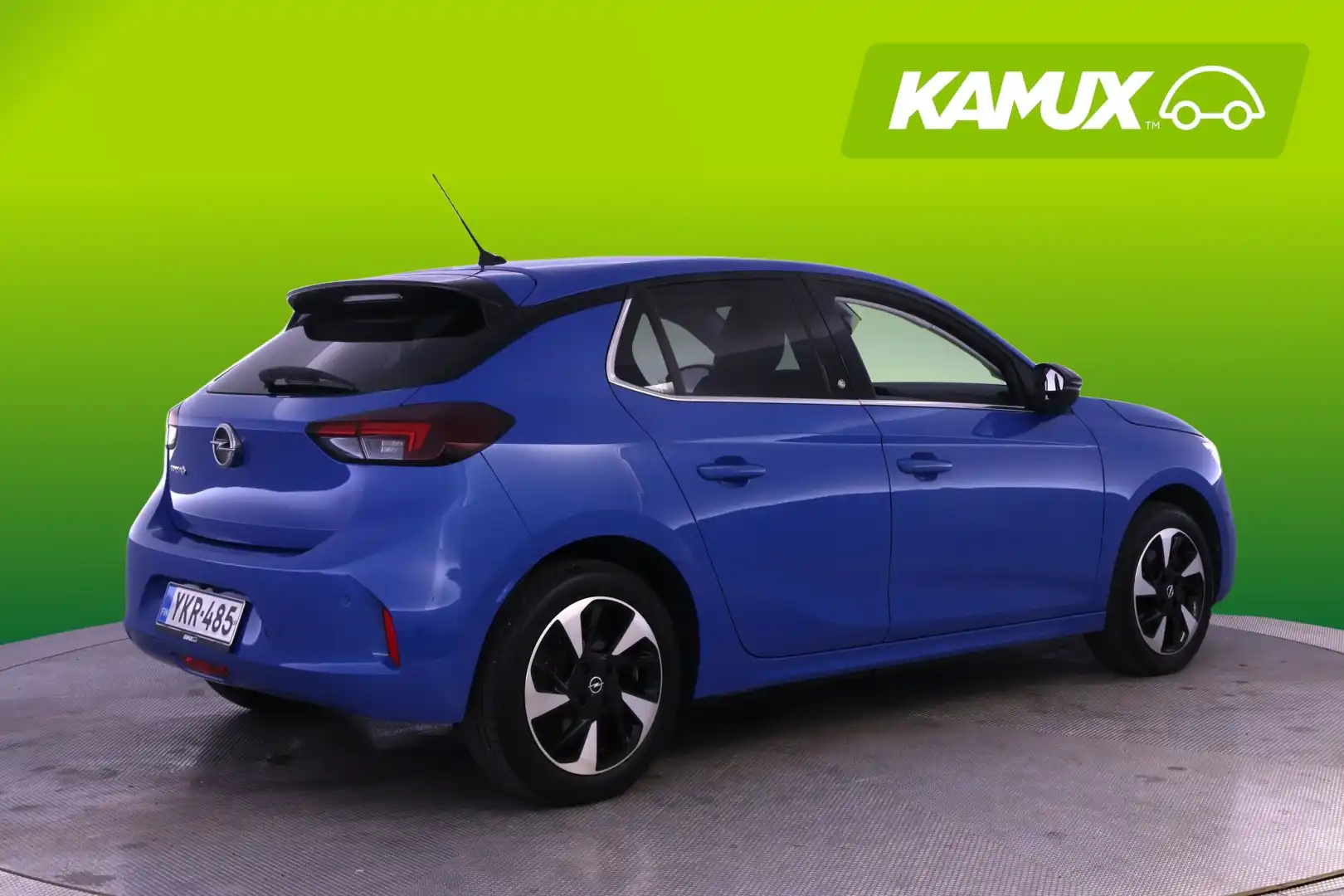car-image