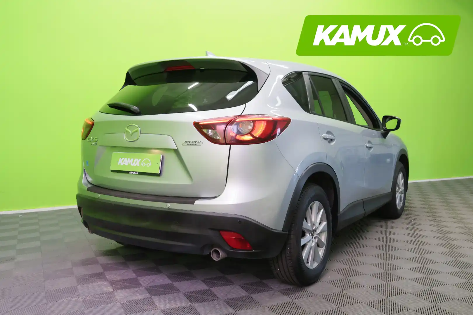 car-image
