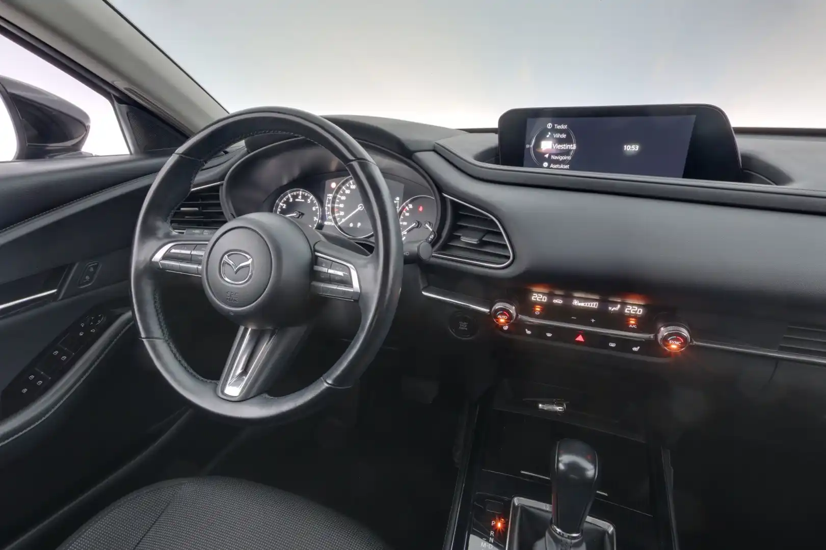 car-image