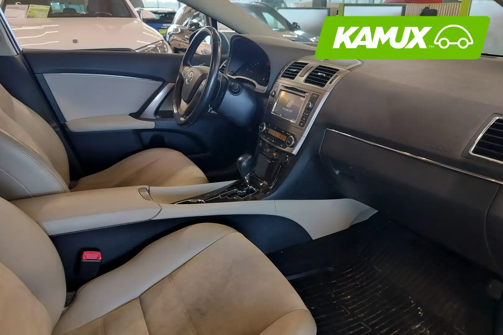 car-image