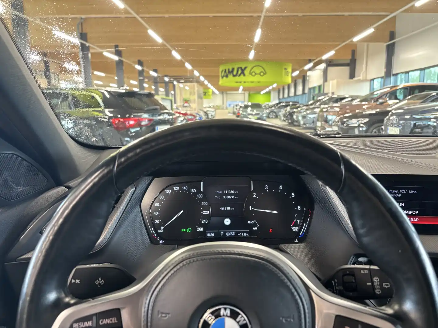 car-image