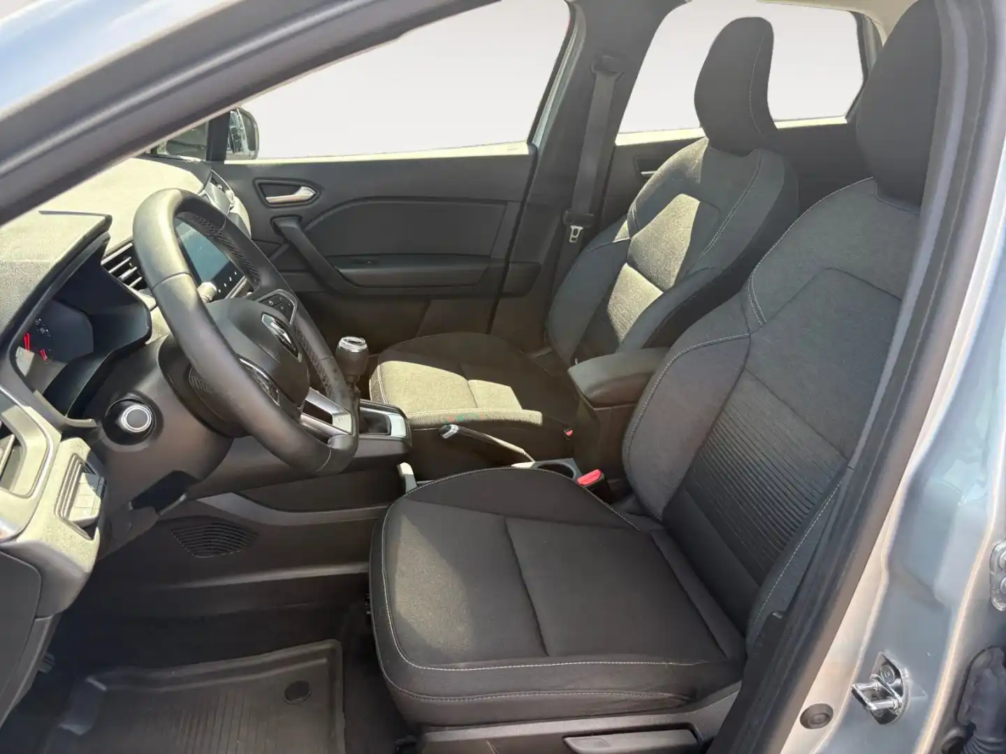 car-image