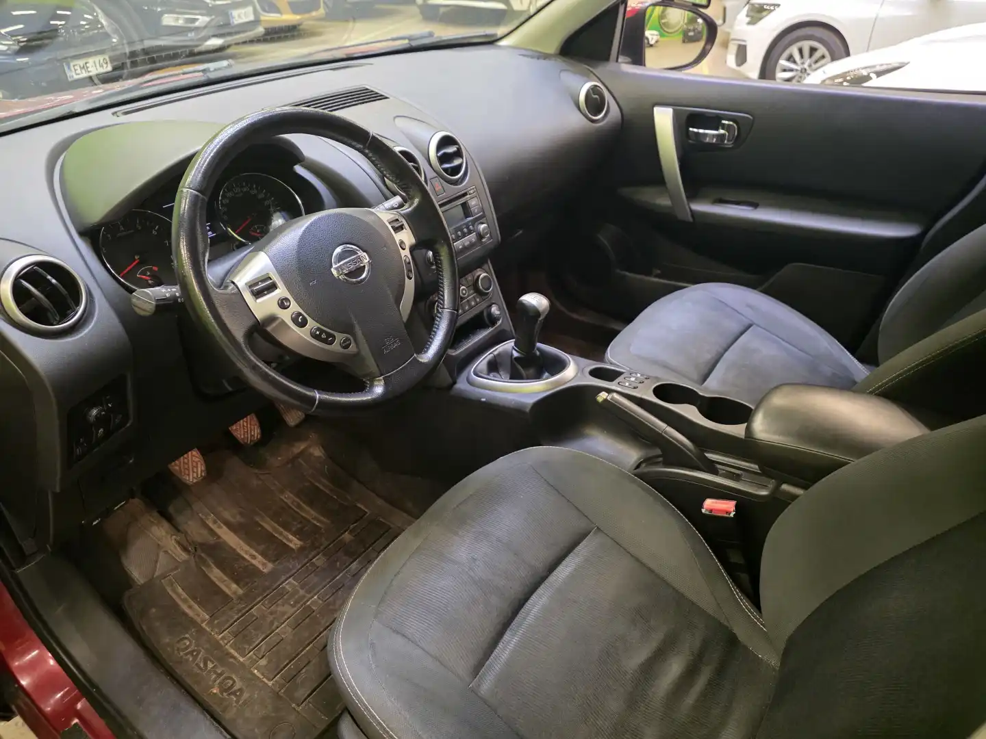 car-image