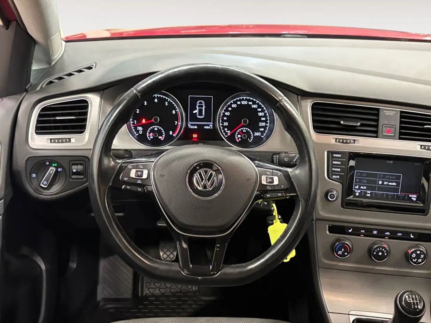 car-image