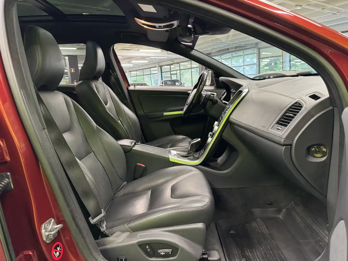 car-image
