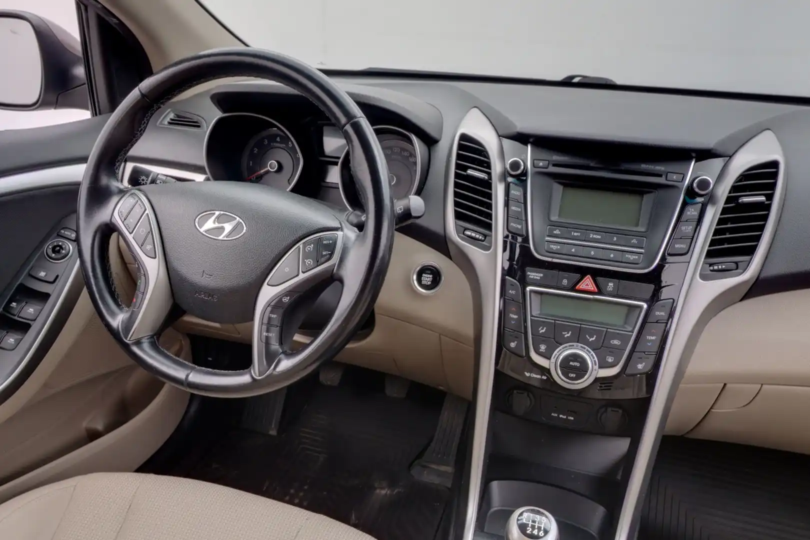 car-image
