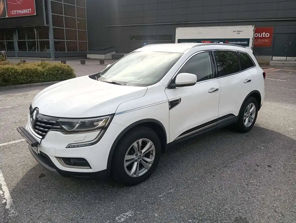 car-image