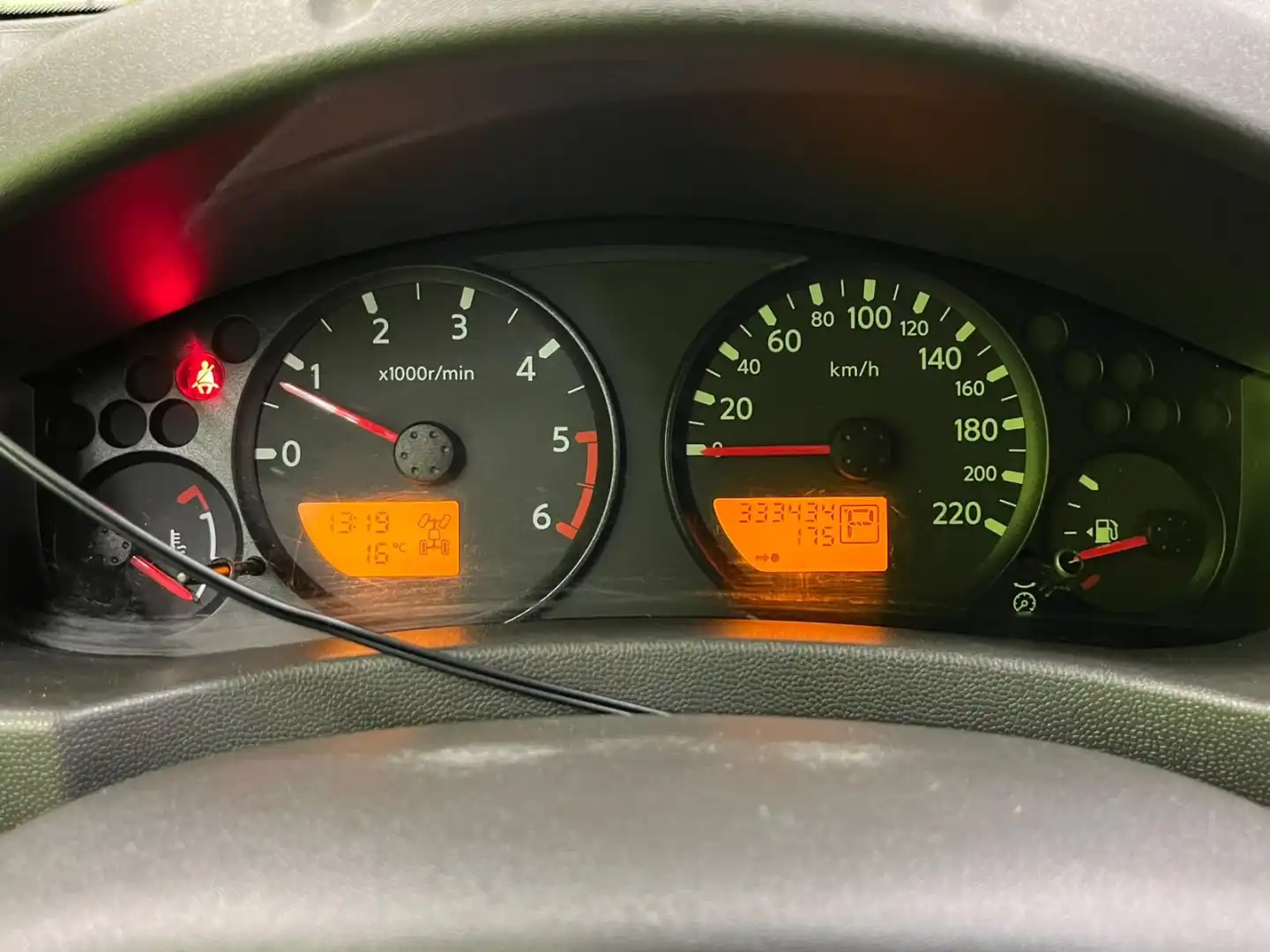 car-image