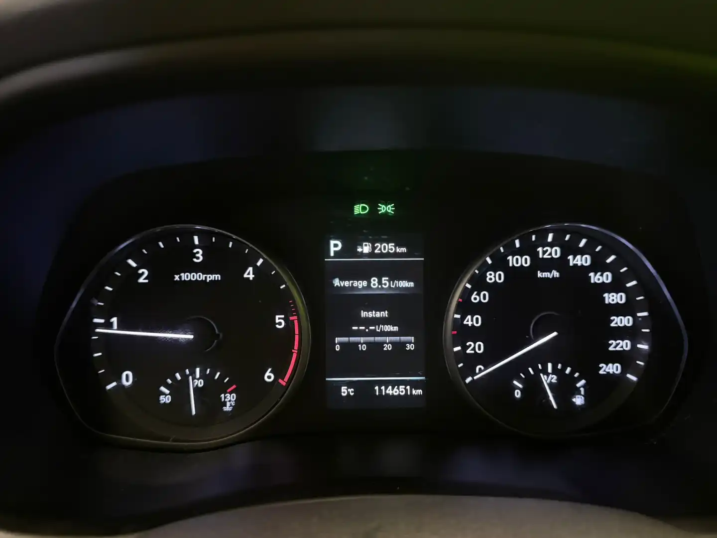 car-image