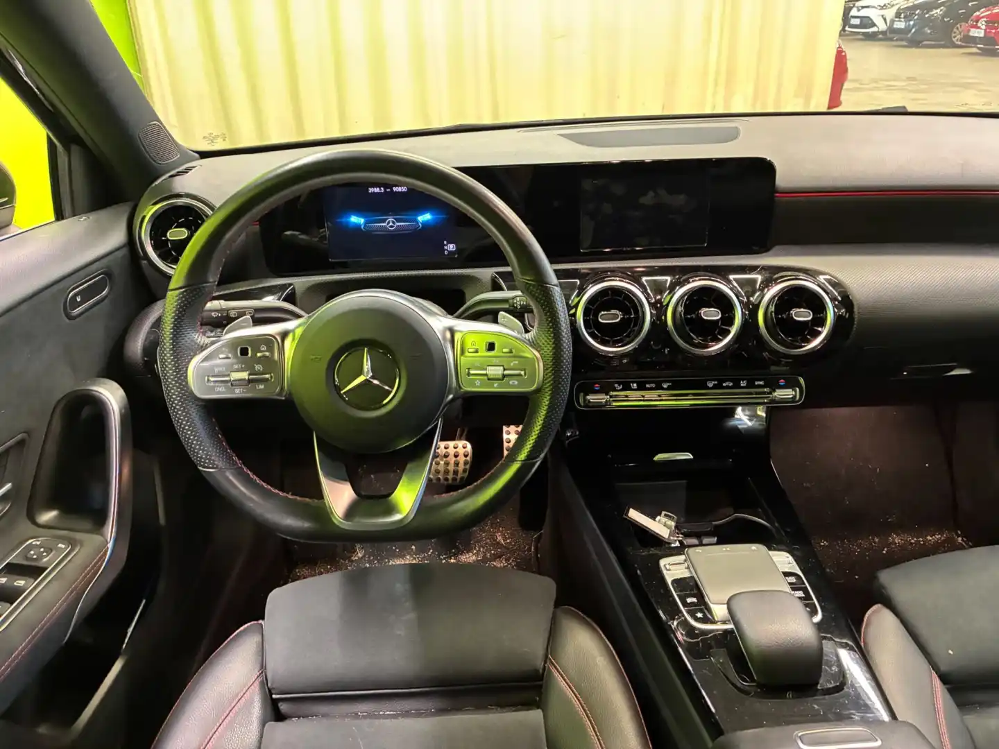 car-image