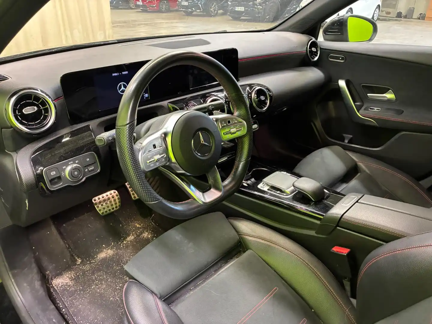 car-image