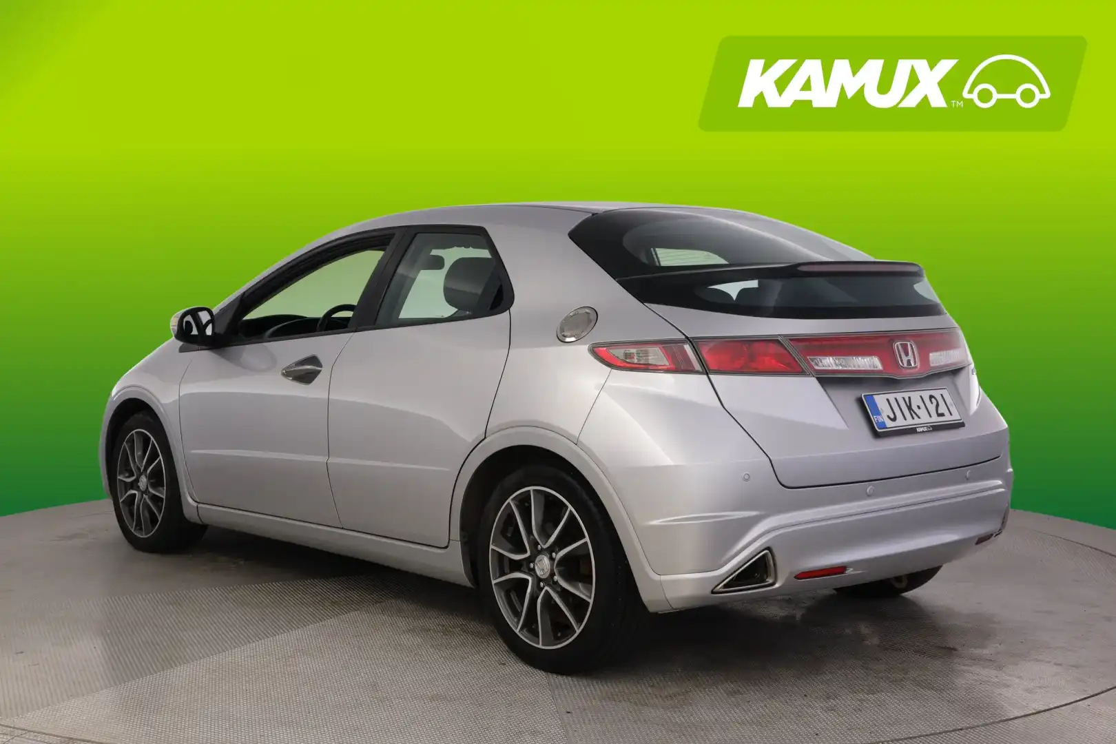 car-image