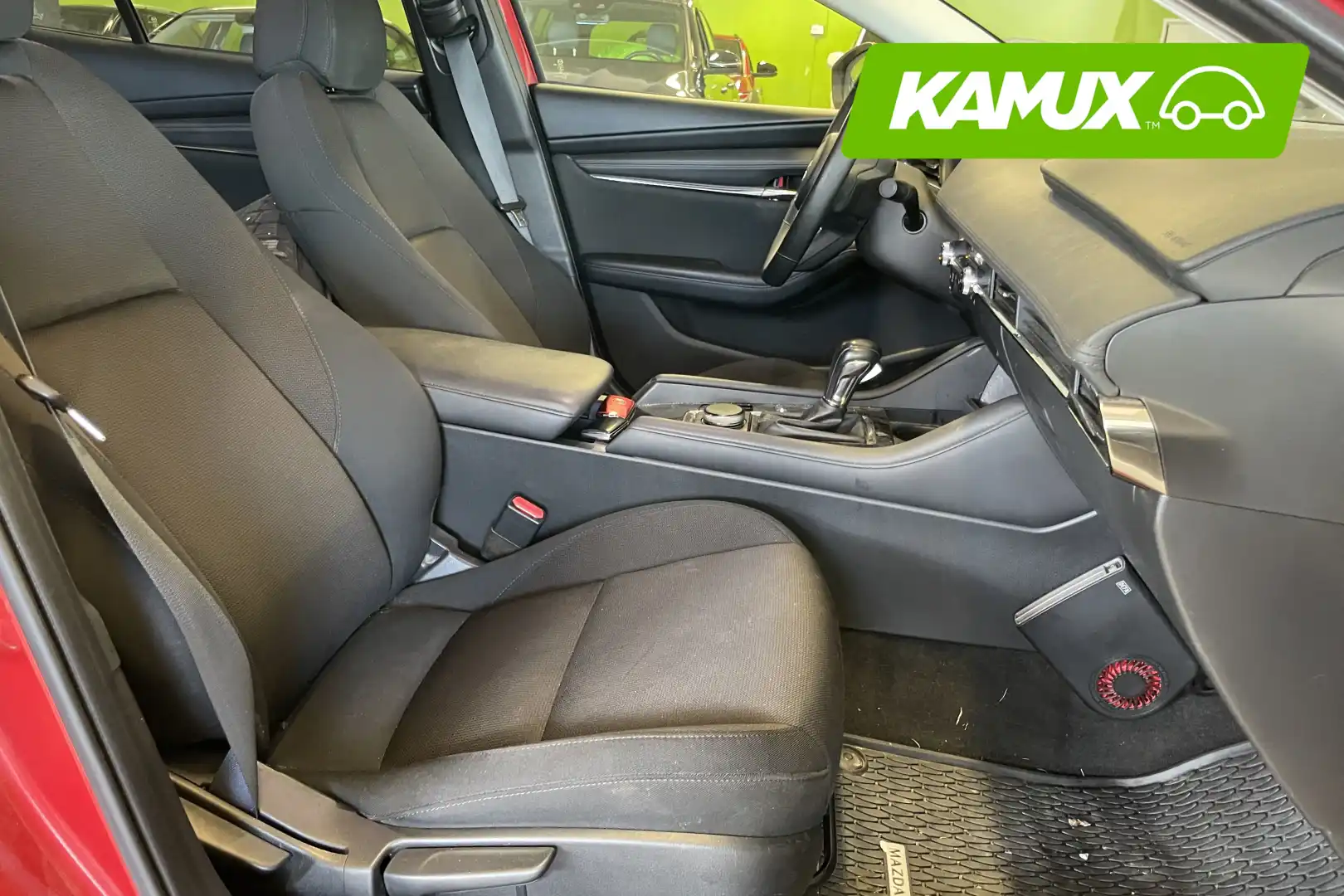 car-image