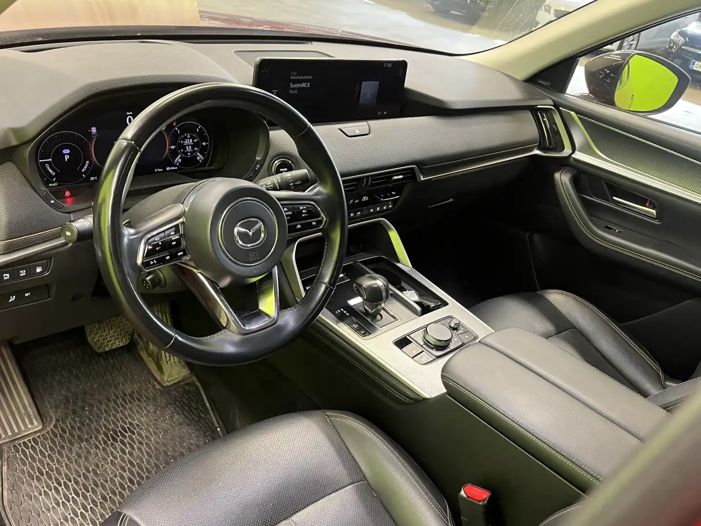 car-image