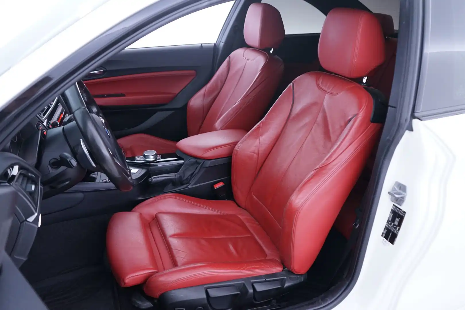 car-image