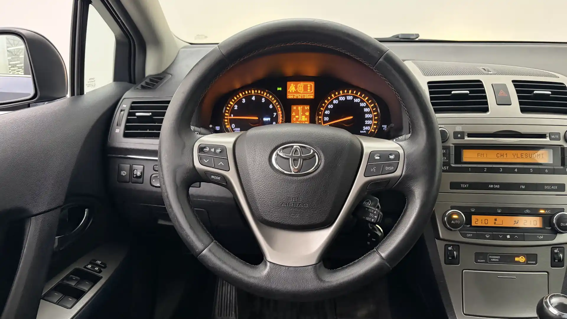 car-image