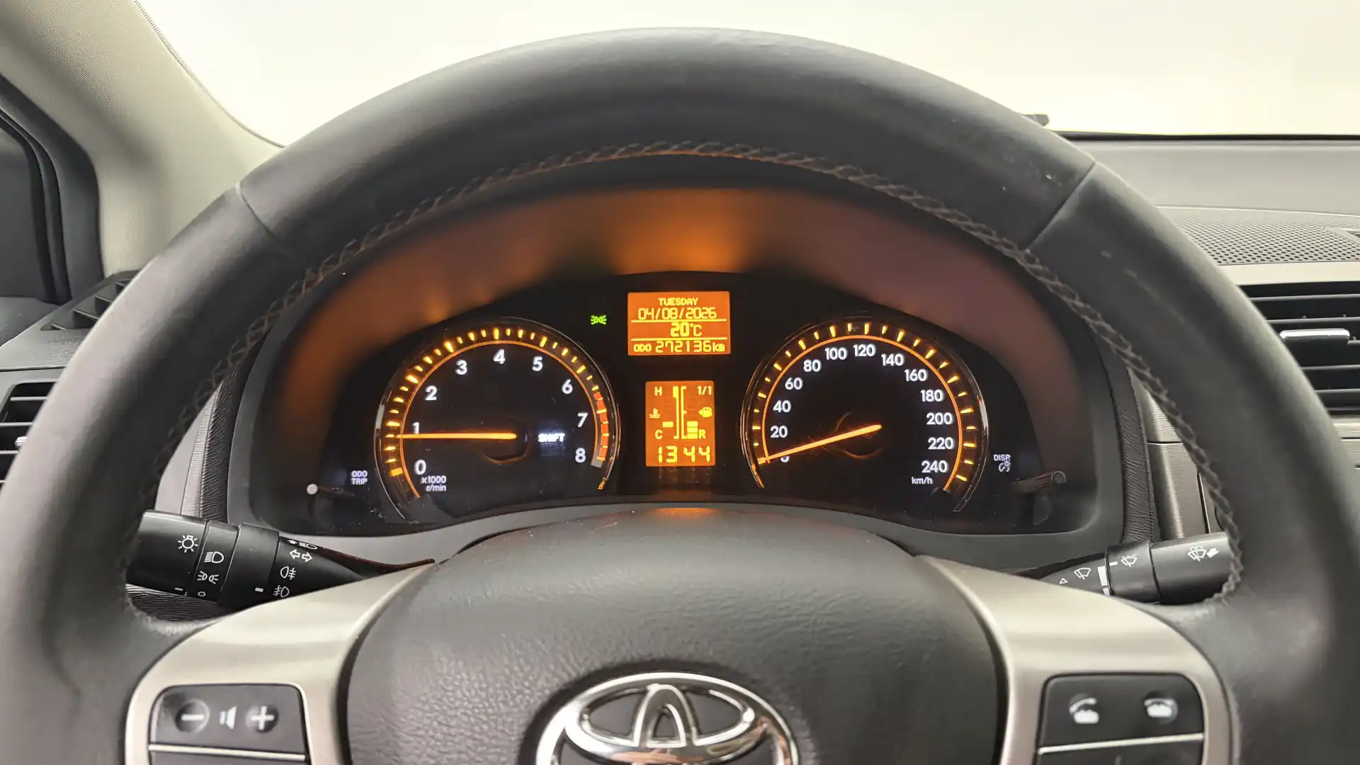 car-image