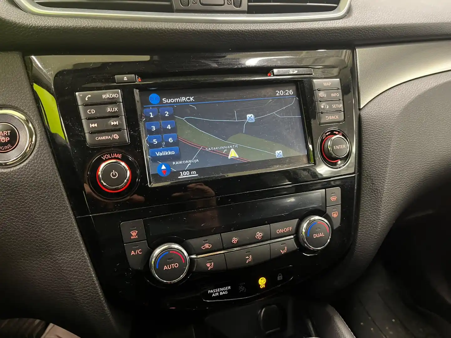 car-image