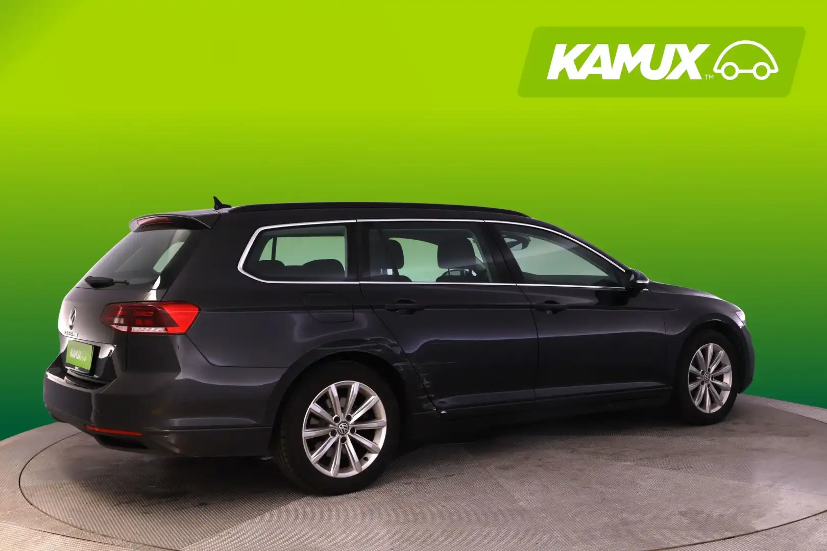 Volkswagen Passat 2021, photo 3/50
